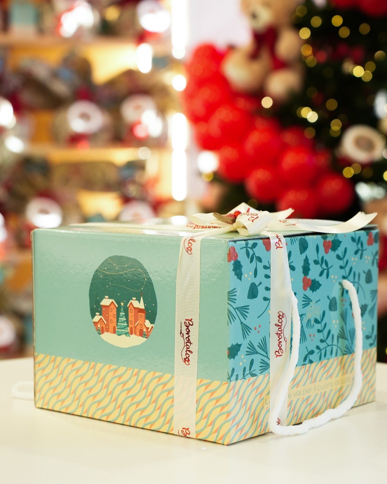 Box panettoncini Christmas surprise collaborazione BOROTALCO